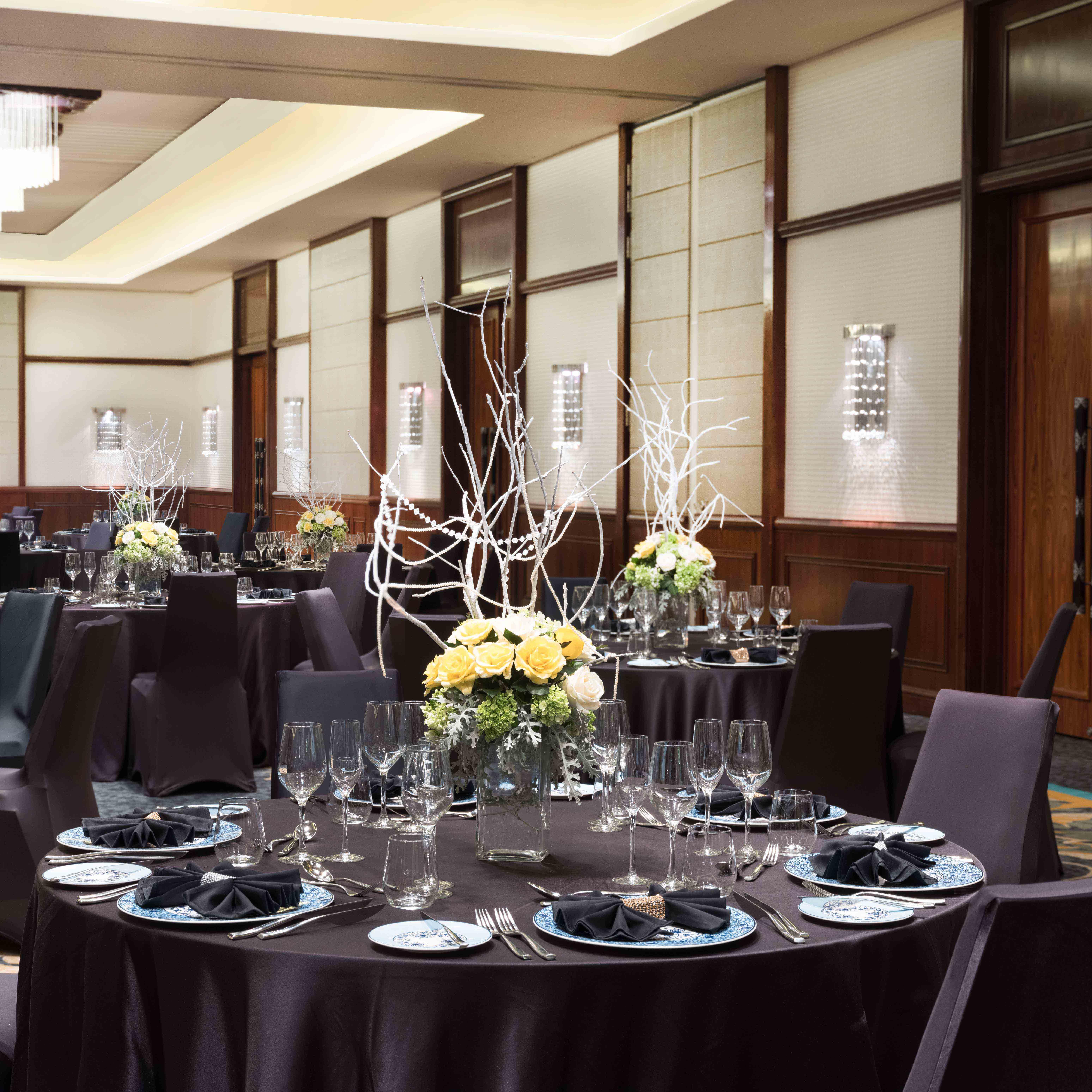 Sheraton Bali Kuta Resort Exterior foto The ballroom at the hotel